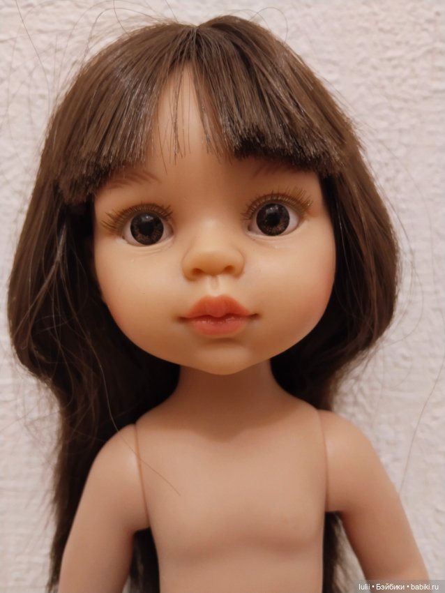 Кэрол с челкой и прямыми волосами (фото 4)