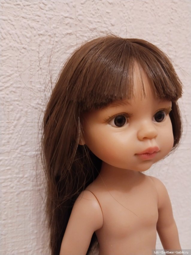 Кэрол с челкой и прямыми волосами (фото 3)