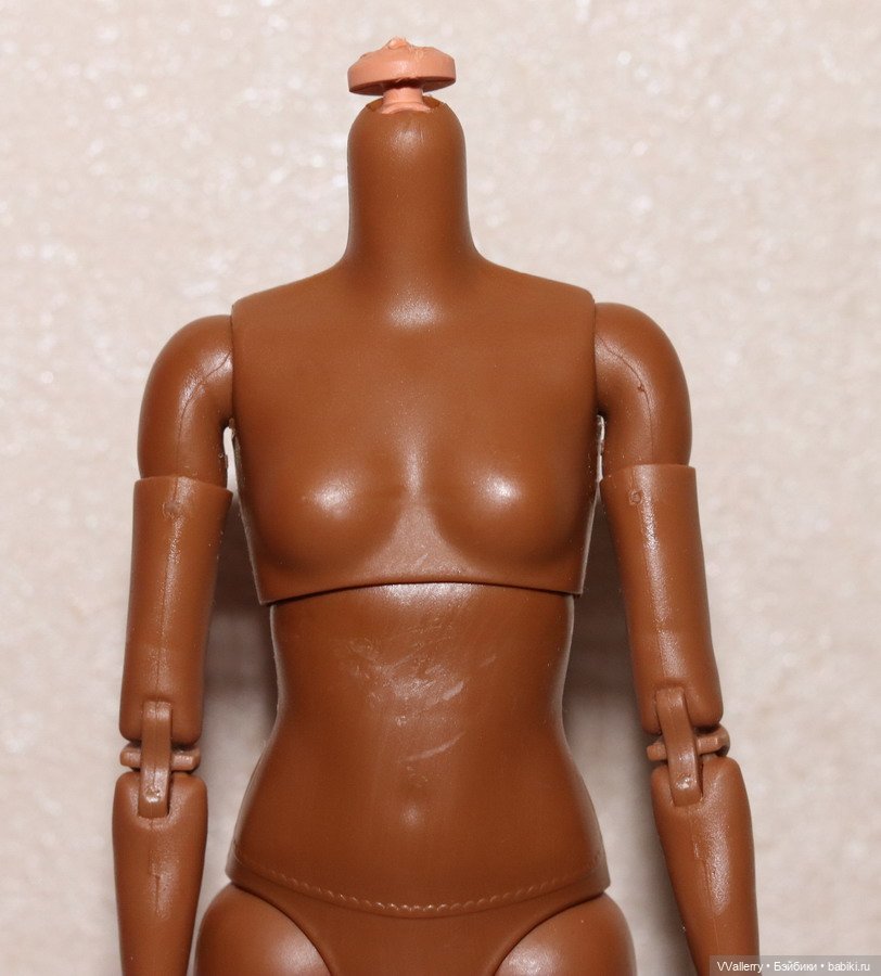 Тело Barbie Looks #7 Тамика (фото 2)