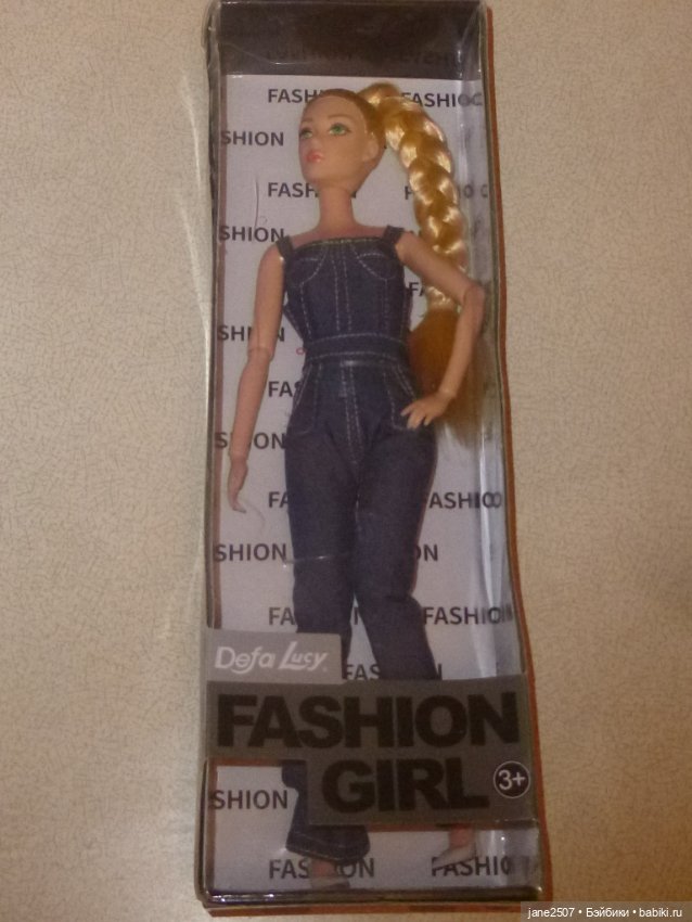 Defa Lucy блондинка - Джинсовая коллекция - шарнирная - NRFB - размер Барби (кукла 2)