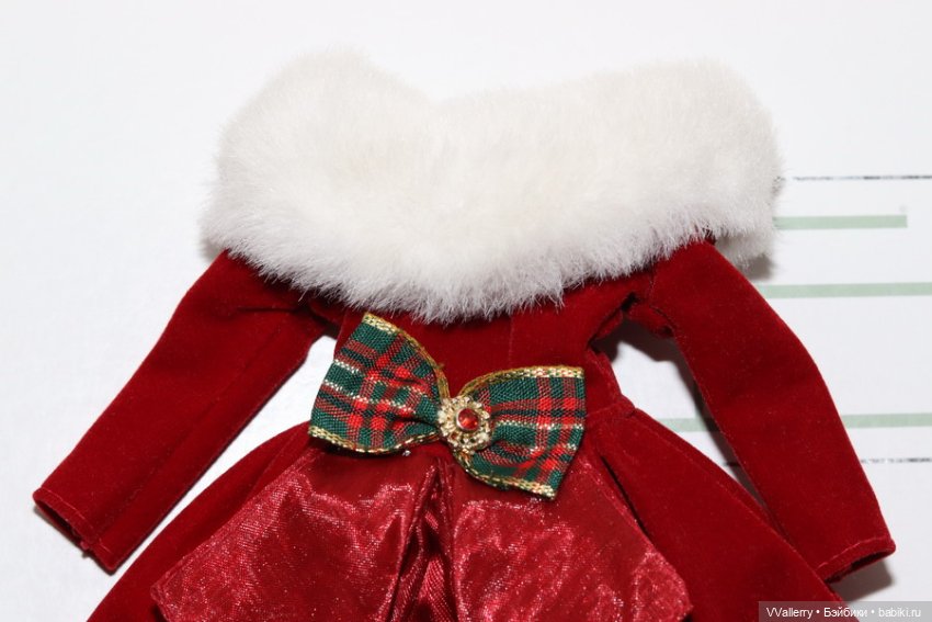 Рождественское платье на барби (фото 3)