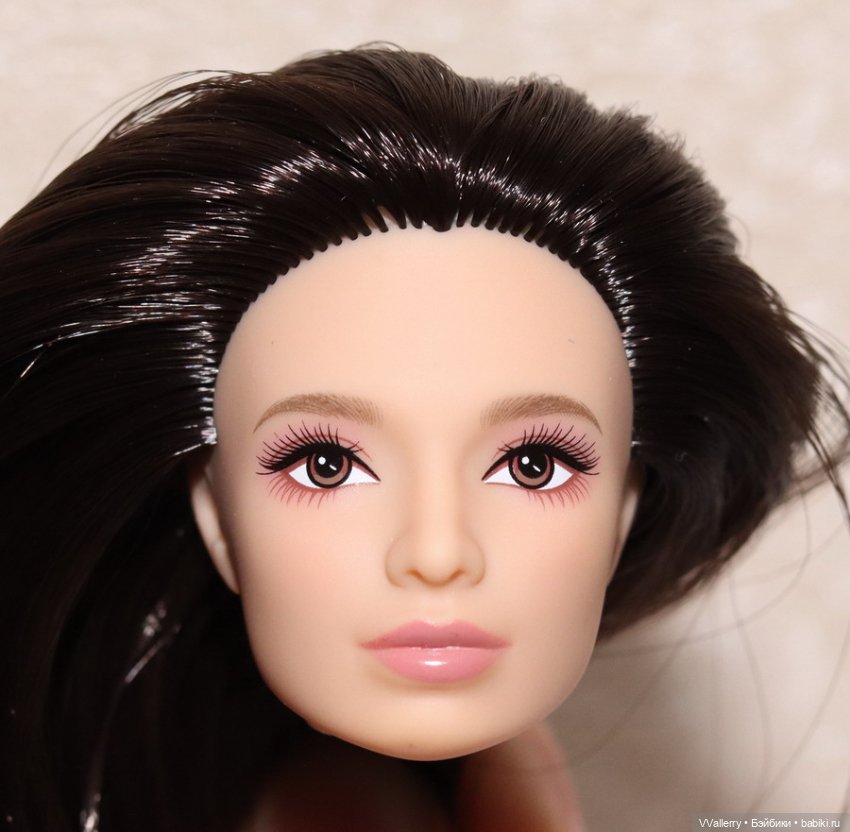 Китайская голова Барби Looks Xianxian Supermodel