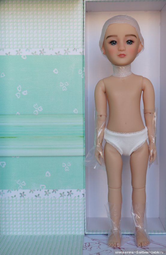 Флора от Руби Ред, Flora Ruby Red, нюд