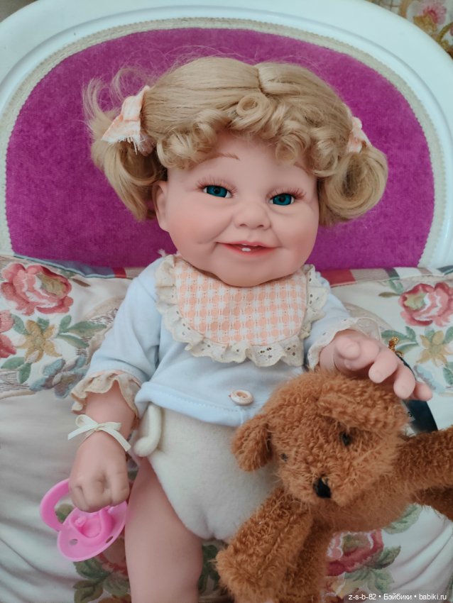 Позитивная малышка Германия