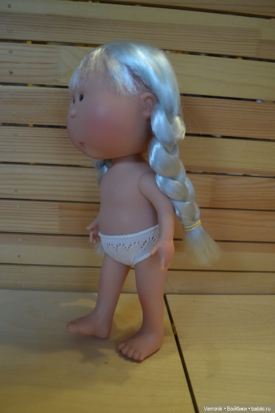 Нинес д'Онил - Nines d'Onil - Мия без одежды (30 см) - Мия с косичками (фото 8)