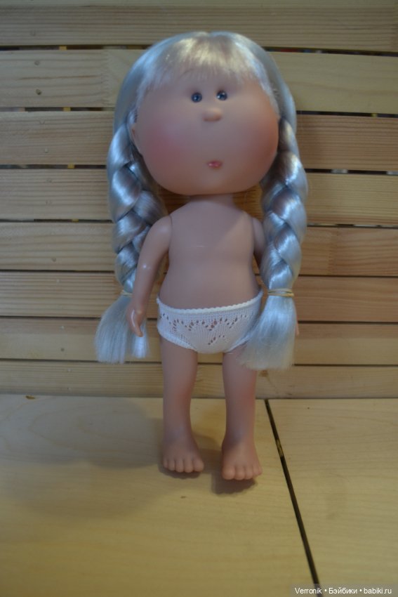 Нинес д'Онил - Nines d'Onil - Мия без одежды (30 см) - Мия с косичками (фото 3)