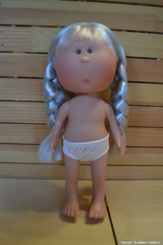 Нинес д'Онил - Nines d'Onil - Мия без одежды (30 см) - Мия с косичками (фото 10)