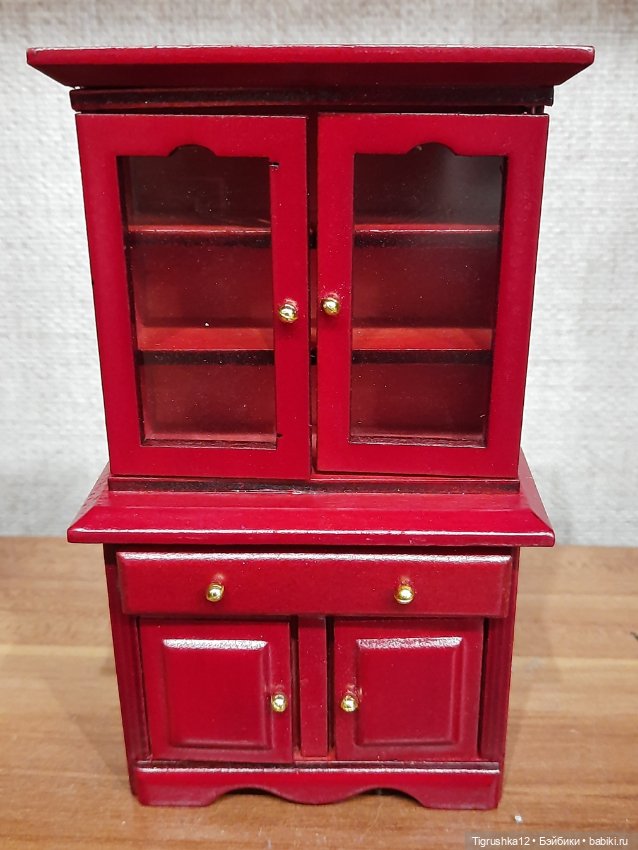 Сервант в кукольный домик