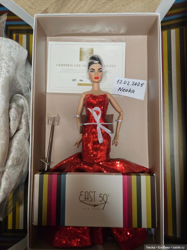 Кукла Sparkling New Year Victoire Roux (MIB) (фото 7)
