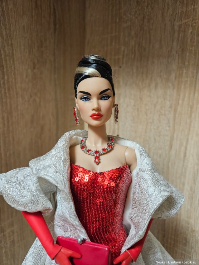 Кукла Sparkling New Year Victoire Roux (MIB) (фото 2)