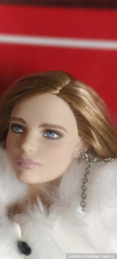 Барби Наталья Водянова - Barbie Natalia Vodianova - Mattel (фото 8)