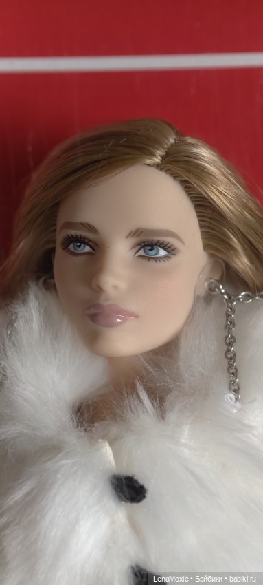 Барби Наталья Водянова - Barbie Natalia Vodianova - Mattel (фото 9)