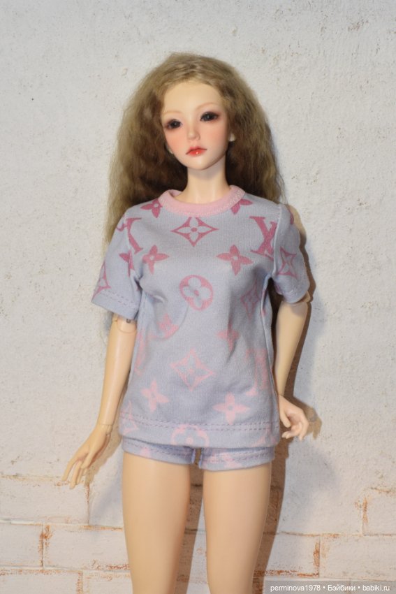 Футболки — Одежда (фото 6)