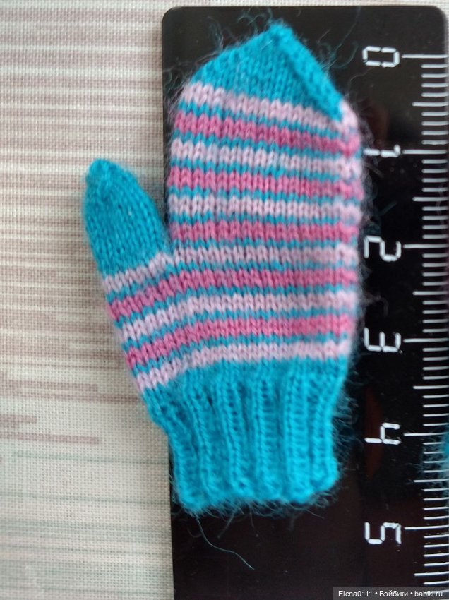 Вязаные вещи для Нэнси или похожей куклы (фото 5)