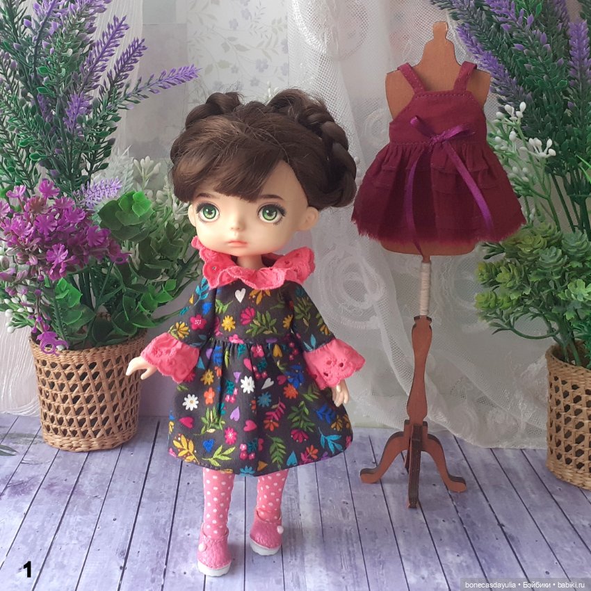 Нарядные комплекты одежды для кукол Монст/ Xiaomi Monst Doll Платье Фартук Колготки (фото 3)