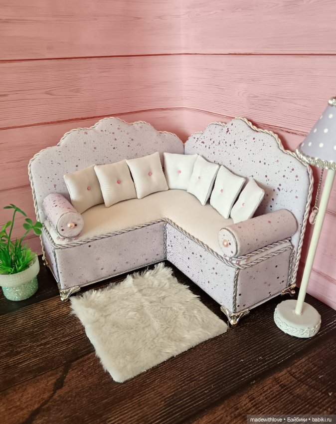 Угловой диванчик — Кукольная мебель