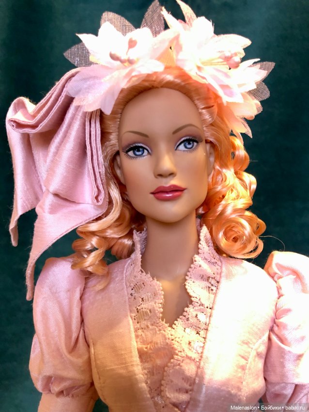 Tonner doll Ambassador in Pink Glinda (фото 2)