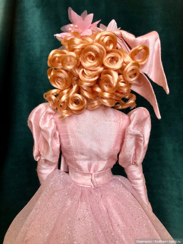 Tonner doll Ambassador in Pink Glinda (фото 10)