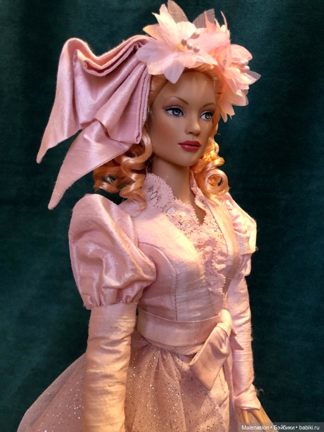 Tonner doll Ambassador in Pink Glinda (фото 7)