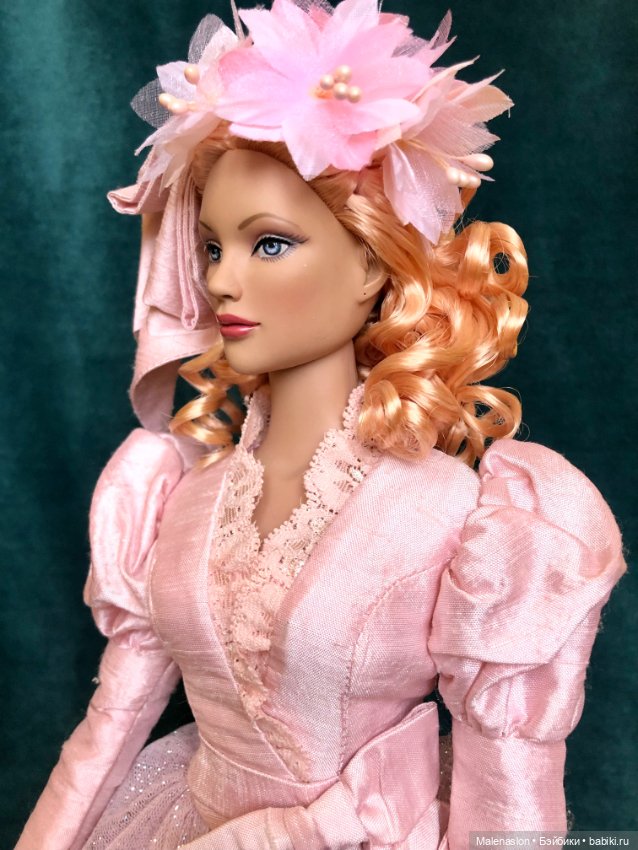 Tonner doll Ambassador in Pink Glinda (фото 9)