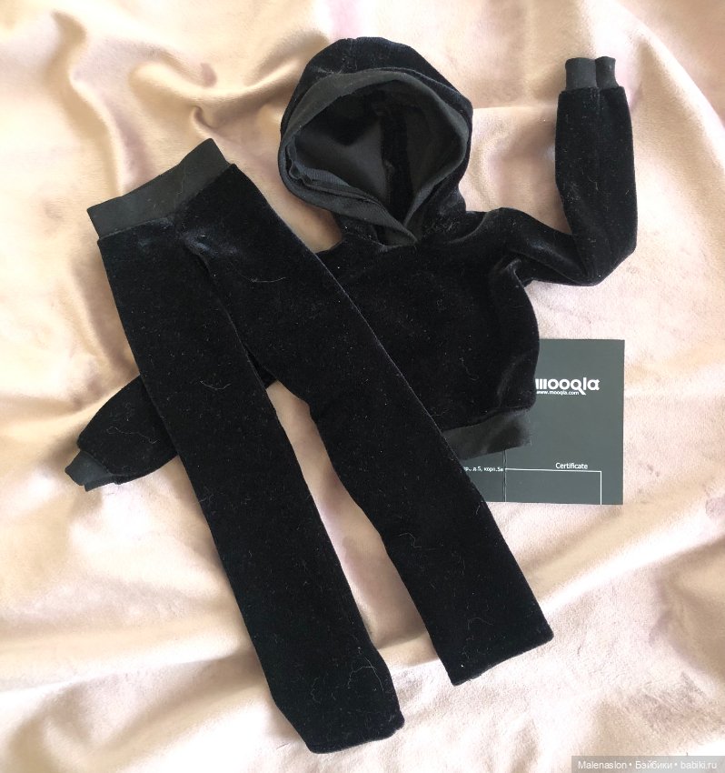 Фирменные аутфиты MOOQLA — Одежда