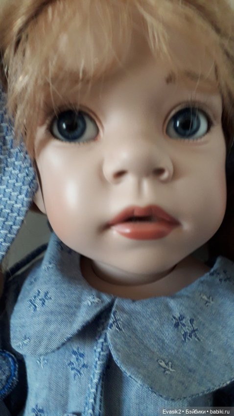 Коллекционная виниловая кукла (фото 6)