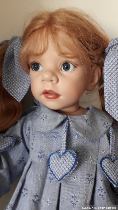 Коллекционная виниловая кукла (фото 3)