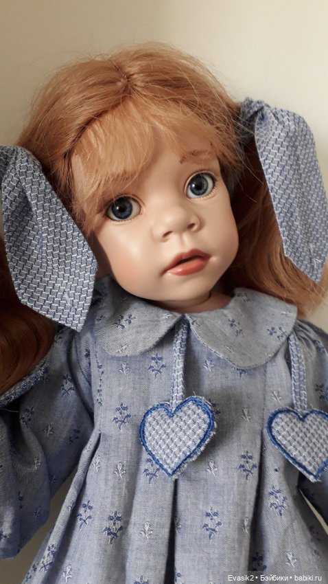 Коллекционная виниловая кукла (фото 2)