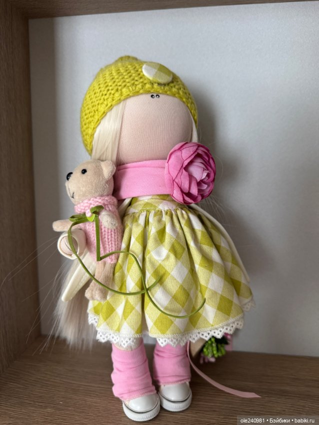 Весенняя нежность- авторская текстильная кукла (фото 6)