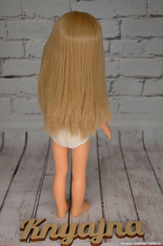 Карла с прямыми волосами и яркими глазками от Паола Рейна (фото 7)