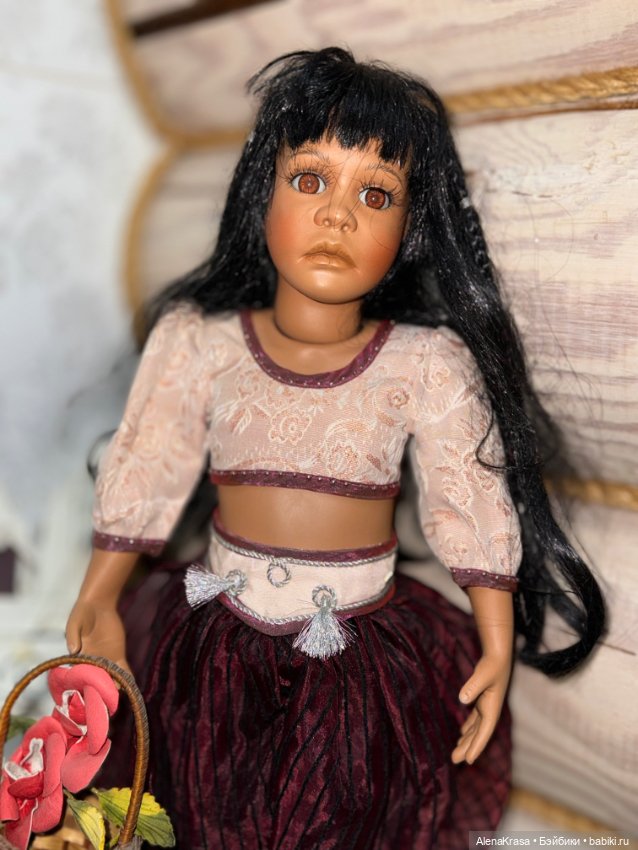 Фарфоровая кукла Renata Hockh (фото 4)