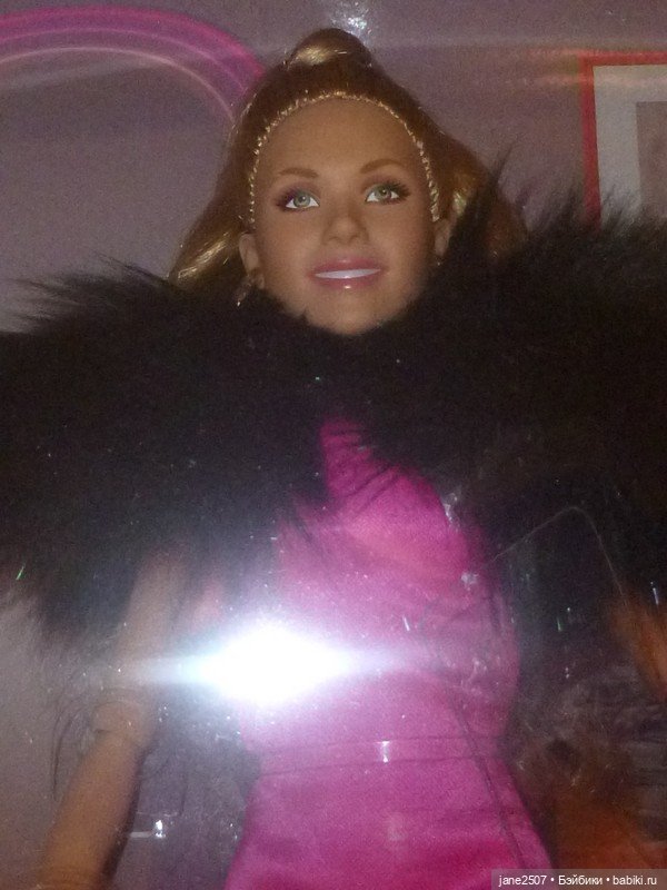 Коллекционная шарнирная Барби Barbie Ted Lasso Keeley Jones NRFB (фото 3)