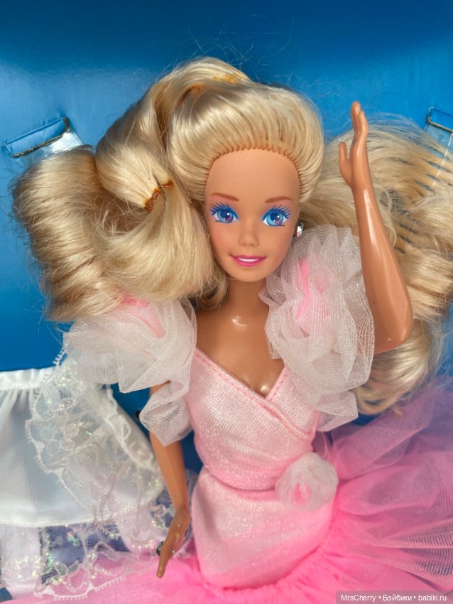Sweet roses Barbie — Игровые куклы (фото 2)