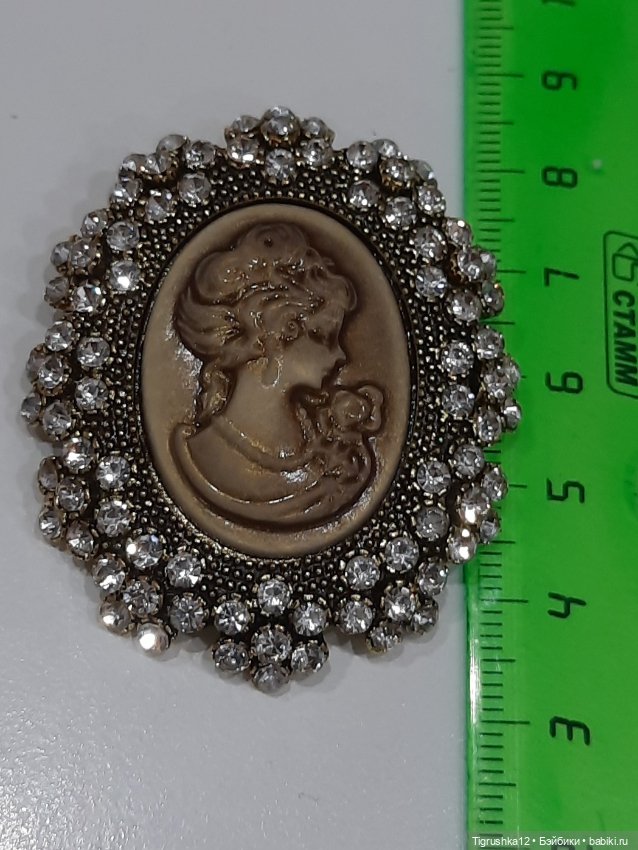 Брошь — Украшения и очки для кукол (фото 3)