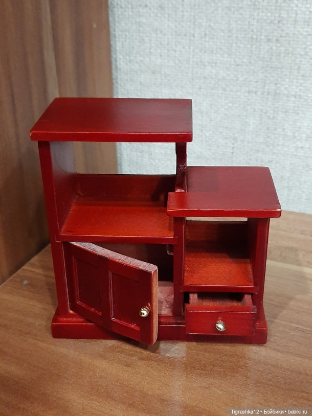 Шкафчик в кукольный домик (фото 3)