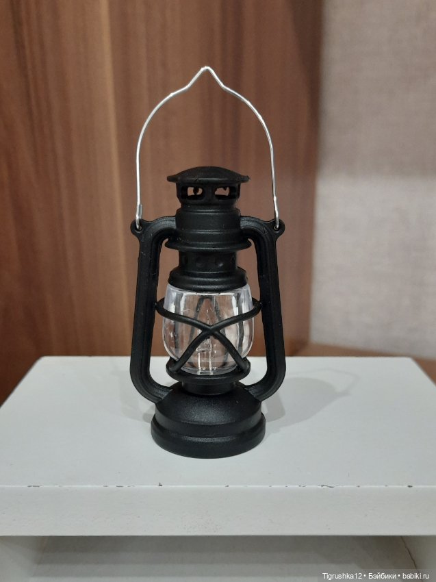Керасиновая лампа светит — Миниатюра для кукол