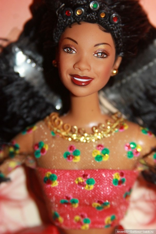 Винтажная Barbie 2000 Singing Holiday Brandy Doll (фото 7)