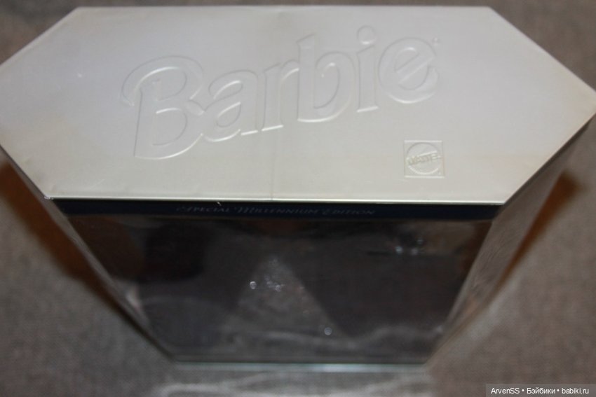 Винтажная Барби Millennium Princess Barbie Special Millennium Edition (фото 6)