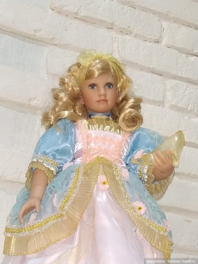 Виниловая кукла Золушка (314.2) (фото 2)