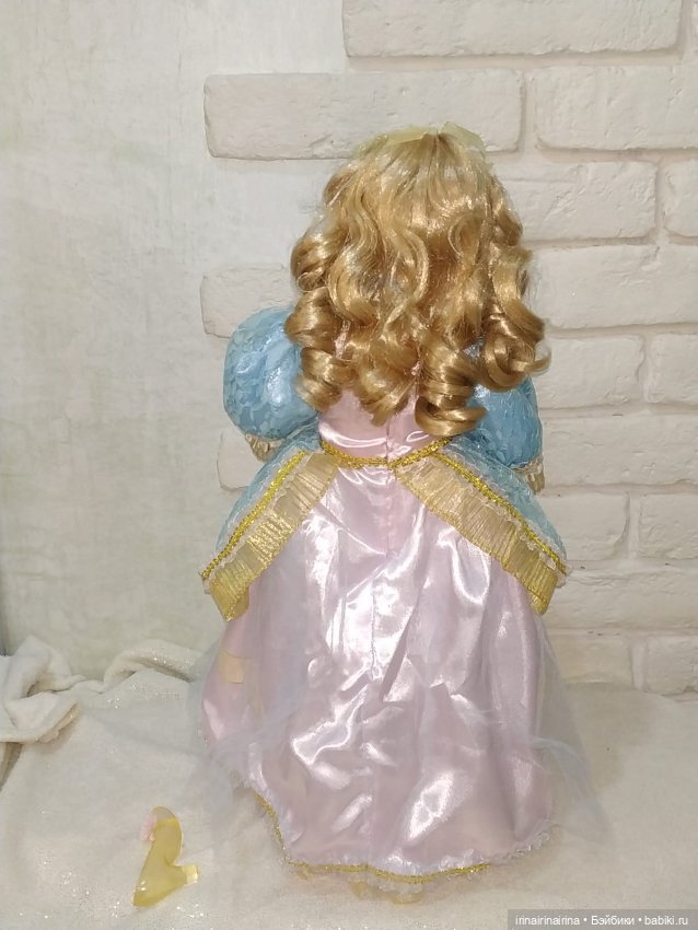 Виниловая кукла Золушка (314.2) (фото 3)