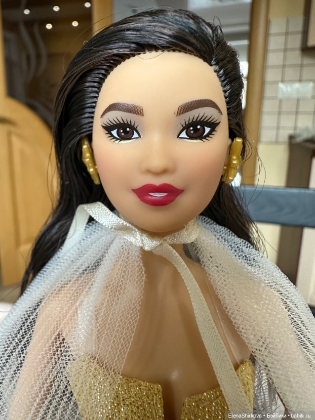 Barbie holiday 2023 Кира — Игровые куклы (фото 7)