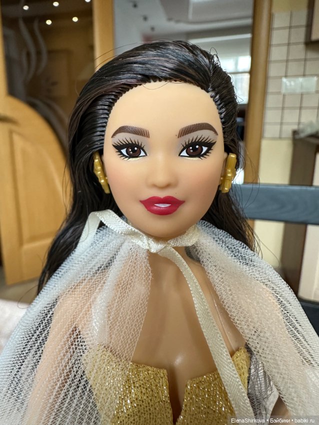 Barbie holiday 2023 Кира — Игровые куклы (фото 6)