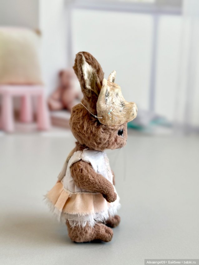 Зайчик с маской поросенка (фото 7)