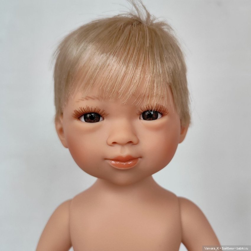 Carmen Gonzalez, кукла - мальчик Марко, блондин, 34 см, № 1 (фото 10)