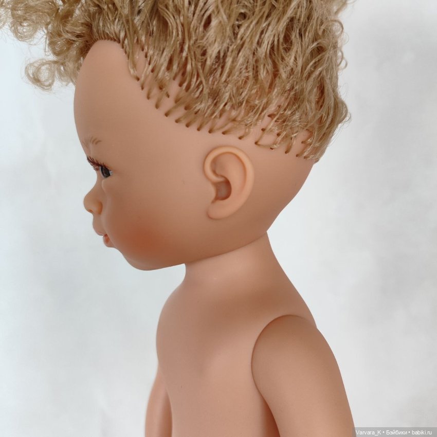 Carmen Gonzalez Селия , кудрявая блондинка, № 1, 34 см