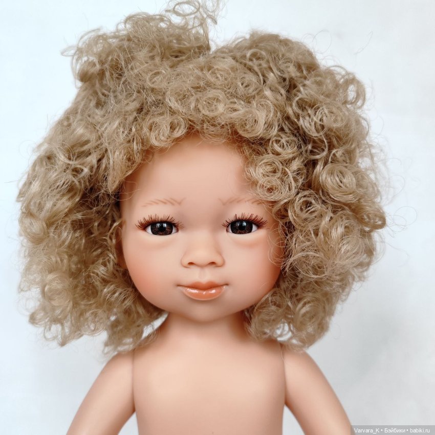 Carmen Gonzalez Селия , кудрявая блондинка, № 1, 34 см (фото 8)