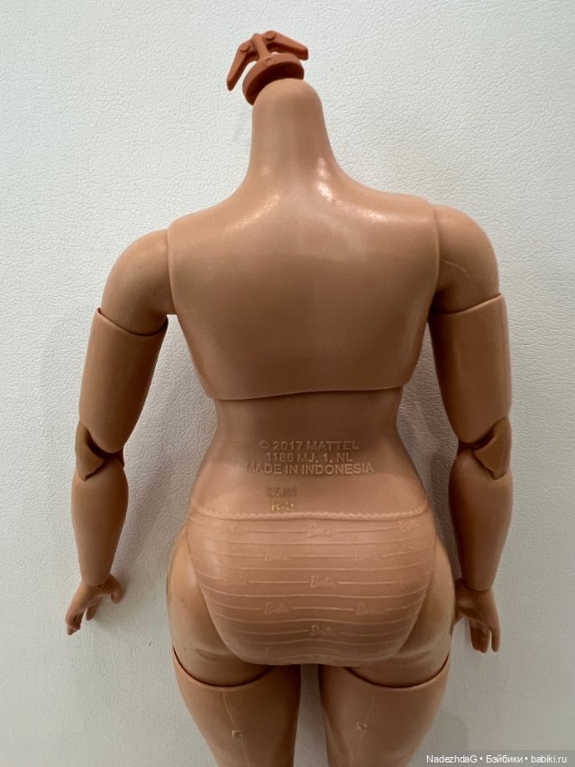 Тело Барби Саманта Кристофоретти (фото 7)