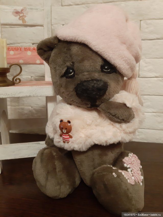 Авторский мишка с вышивкой (фото 4)