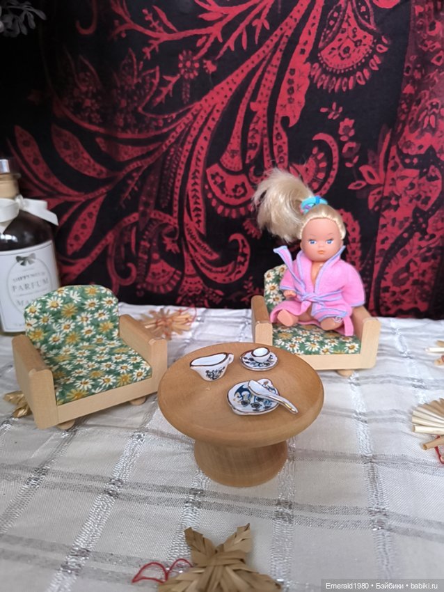 Комплект деревянной качественной мебели ГДР