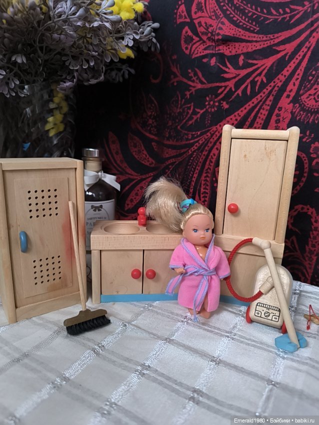 Комплект деревянной мебели (фото 2)